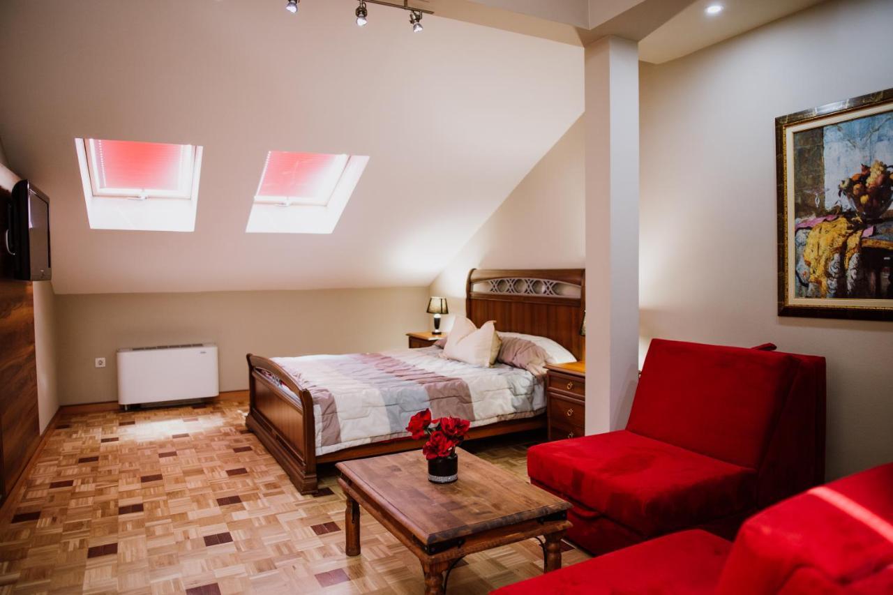 Bela Kuka Hotel Bitola Luaran gambar