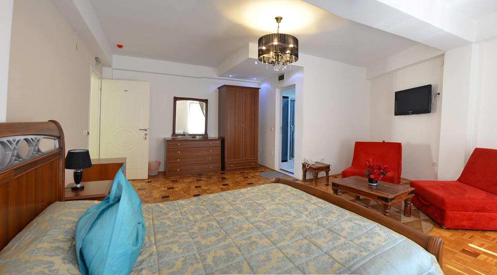 Bela Kuka Hotel Bitola Luaran gambar